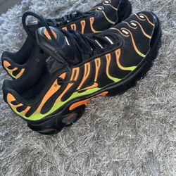 Nike Air Max 6.5 Y