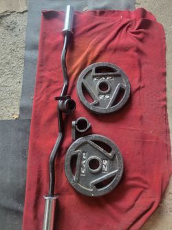 2" HOLE  EZ-CURL BAR. CAPS 25LB PLATES TOTAL 50lbs  
2-25s
11525 S HALSTED /7111.S WESTERN 
80$  FIRM CASH ONLY AS IS