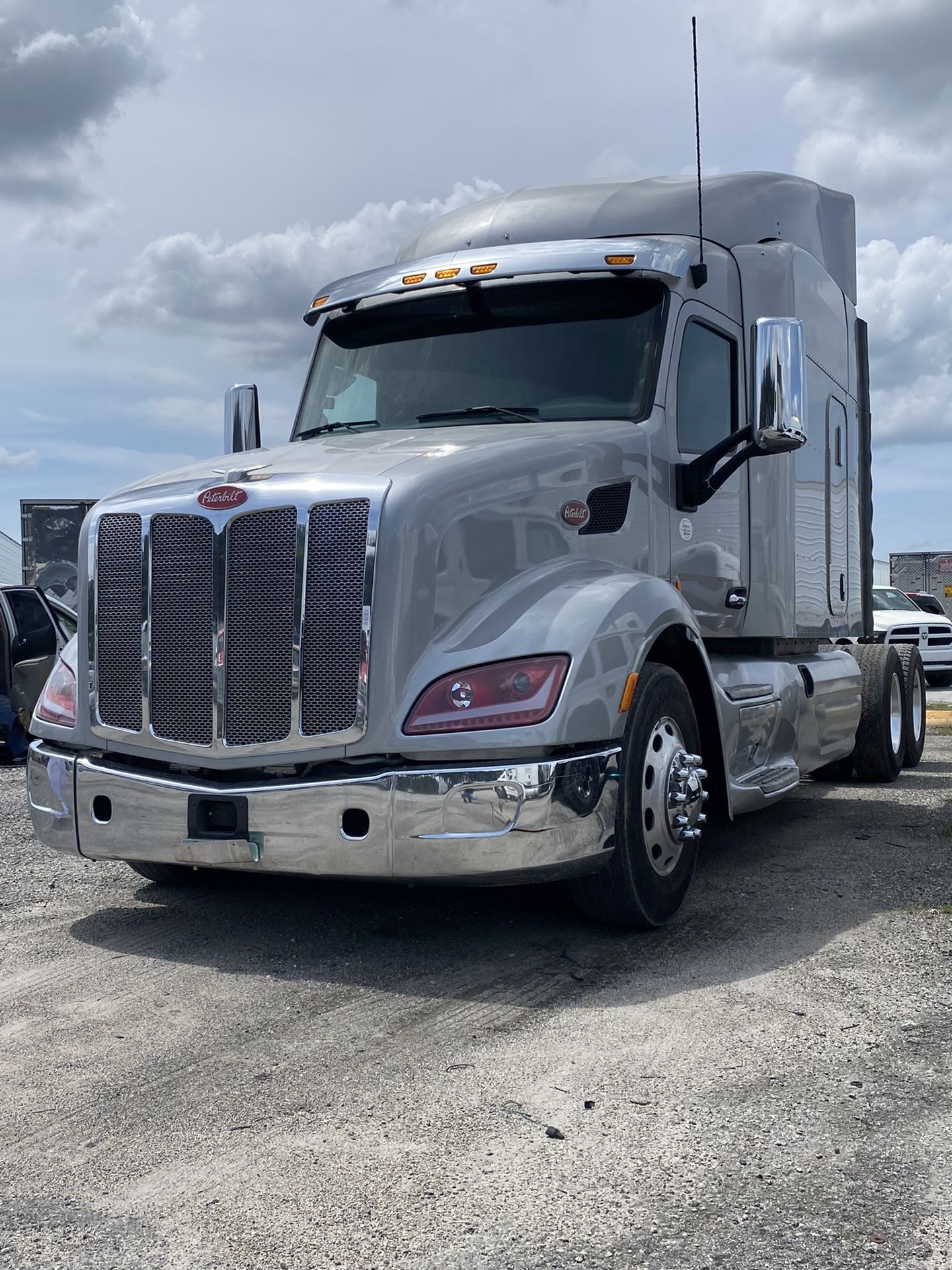 2015 Peterbilt 579
