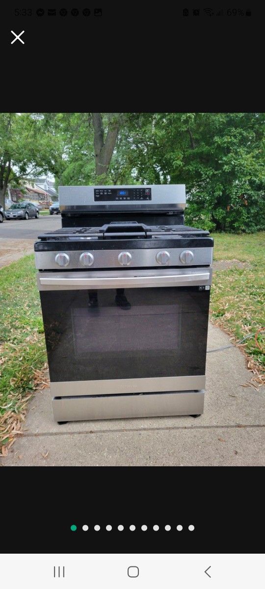 SAMSUNG 5BURNER GAS STOVE