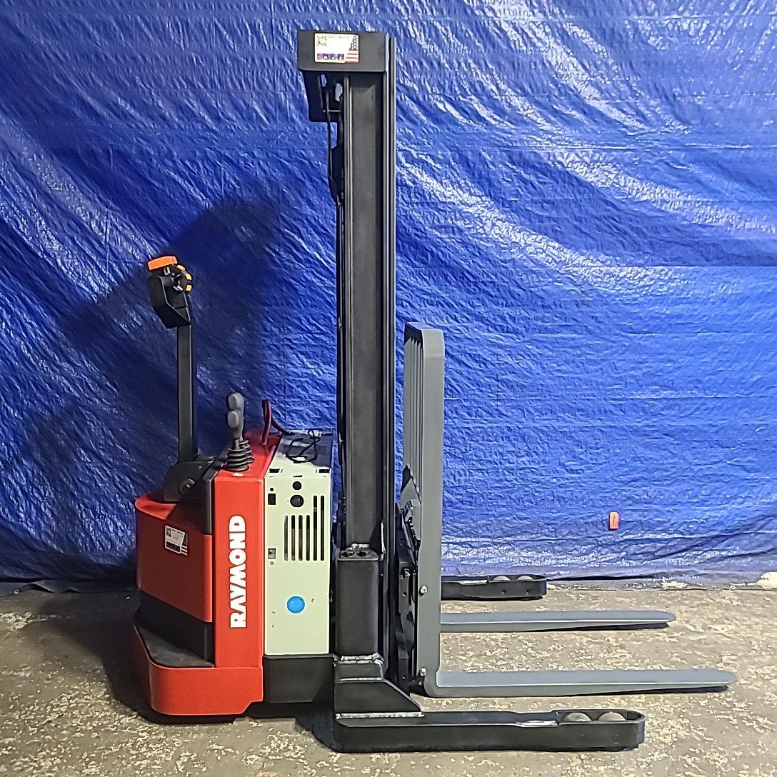 2008 Raymond Electric Pallet Stacker RSS40 - 15