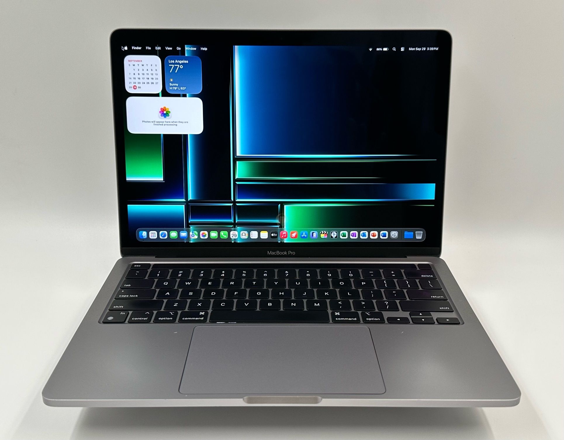 M1 16GB 512GB MacBook Pro Touch Bar