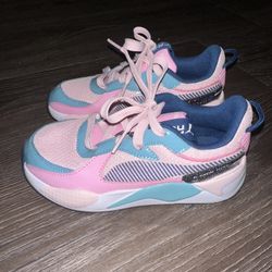 Girls Puma Shoes 
