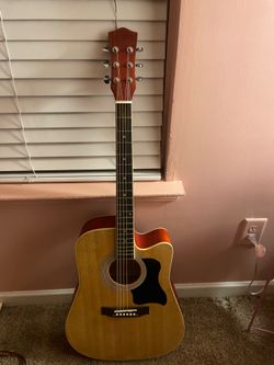 Acoustic guitar (LOCAL PICKUP ONLY)