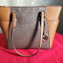 Michael Kors shoulder Bag
