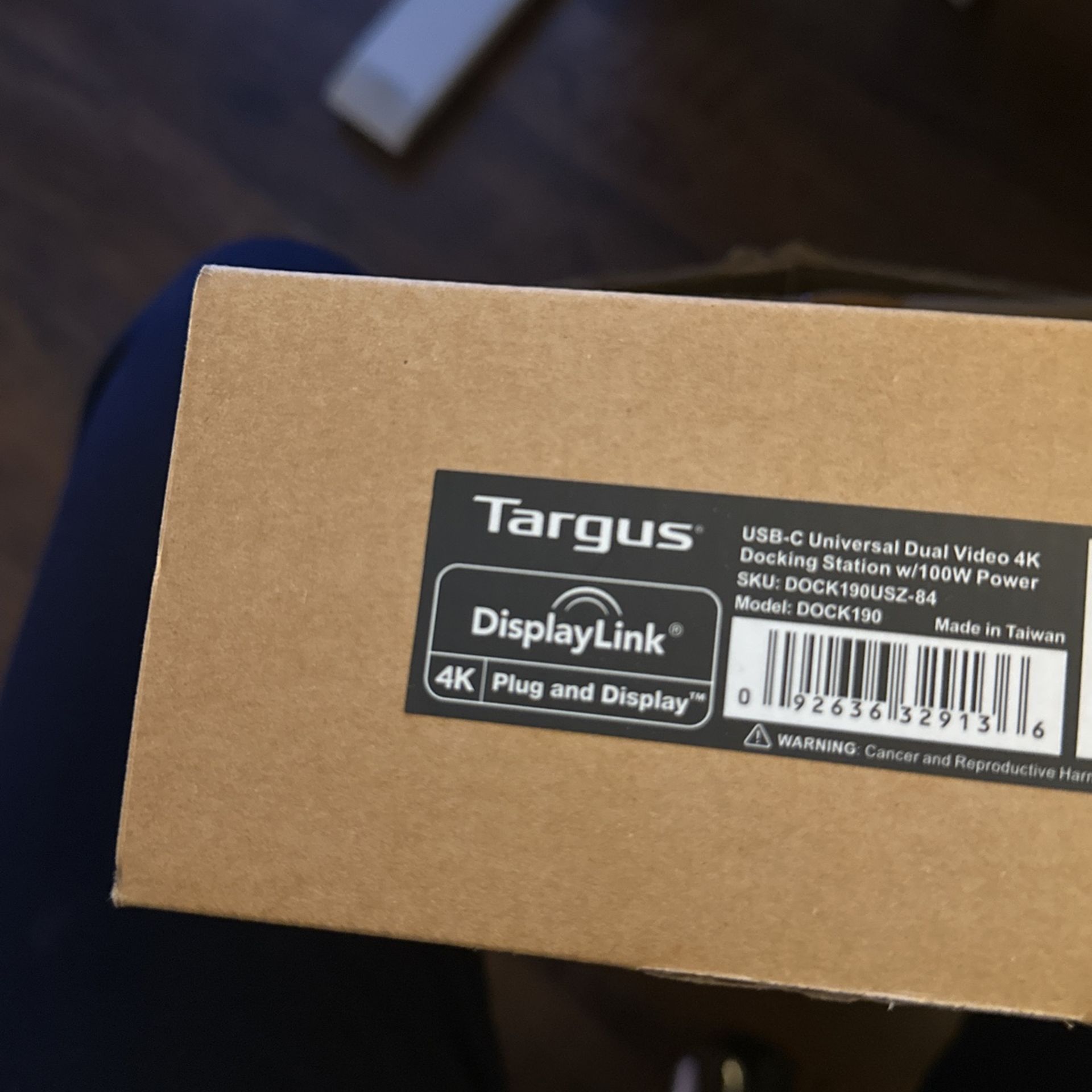 Targus USB-C Universal DV4K Docking Station (Brand new, sealed) with 100W Power (DOCK190USZ)