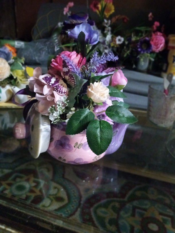 Tea Pot Flower Arrangements 
