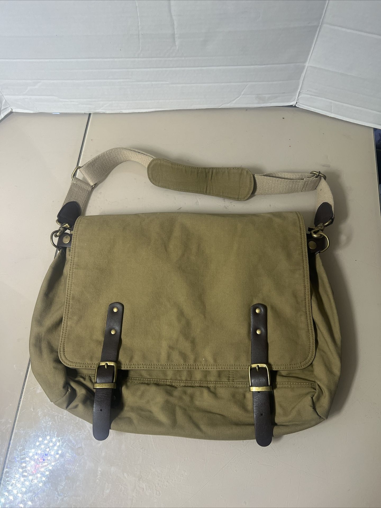Gap Cross-Body Messenger Bag - Tan Canvas, Leather, zippers inside pockets Clean. Pre owned in great condition with minor cosmetic blemishes. All zipp