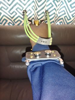 Arm brace Sling Shot