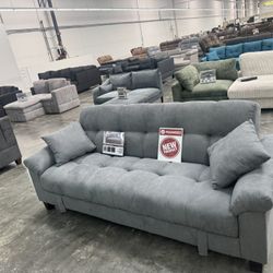 Convertible Sofá   With Storage.  And USB. New In Box 