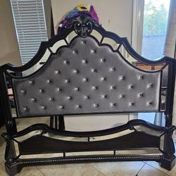 ✨ Bankston King Bedroom Set – Luxury Dark Brown Panel ✨