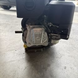 Briggs & Stratton XR950 Professional Engine. 208cc