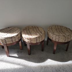 4 Set Stools