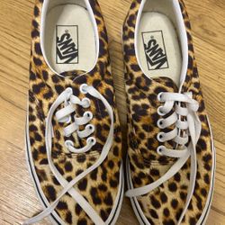 Cheetah Vans - Women Size 9