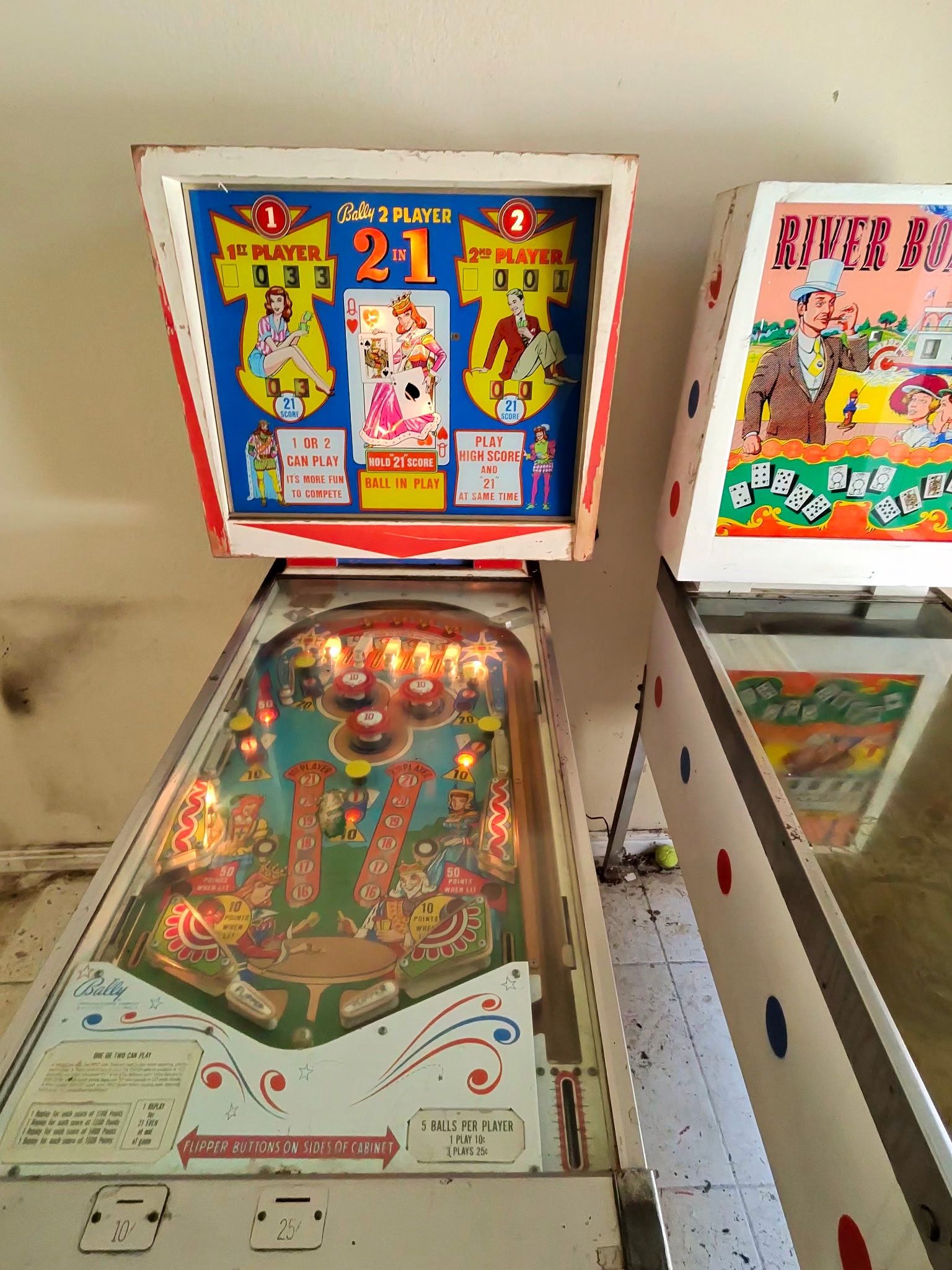 2 in 1" electro-mechanical pinball machine manufactured by Bally in 1964