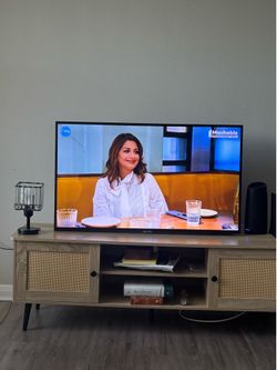 42” Samsung  smart TV