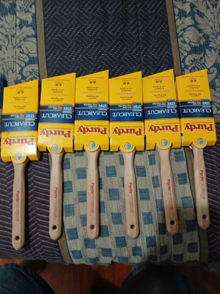 Brand-New Purdy Paint Brushes 2 1/2 Clear Cut