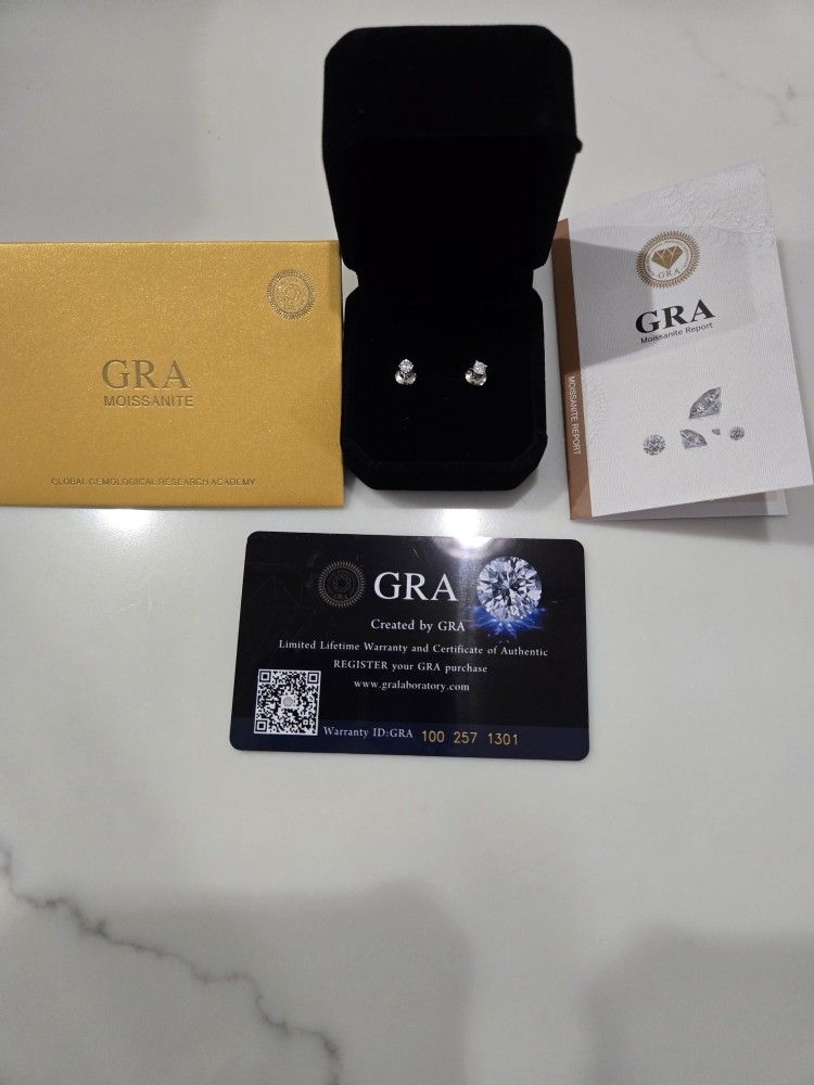 GRA Certified VVS1 Moissanite Earring  4MM.  Passes Diamond Tester