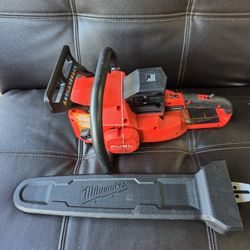 Milwaukee M18 FUEL 20 in. Dual Battery Chainsaw (Tool Only)