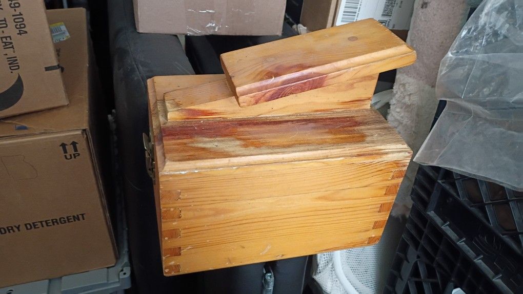 Shoe Shine Box