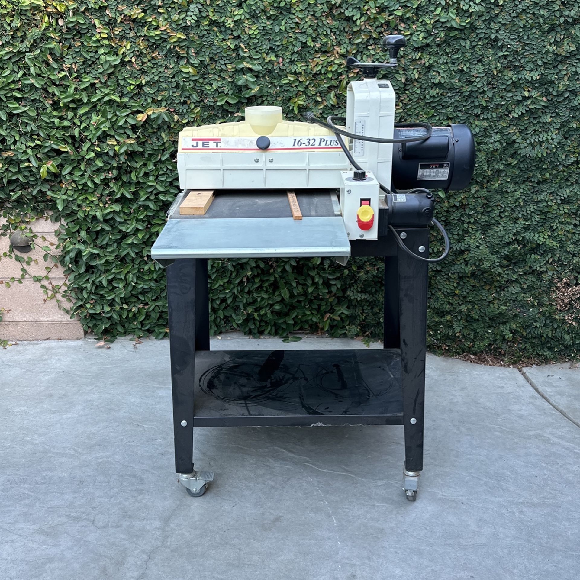Jet 1632 Plus Drum Sander for Sale in Tulare, CA OfferUp