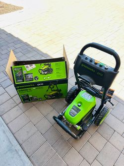 Greenworks 2500 PSI 2 GPM Electric Pressure Washer