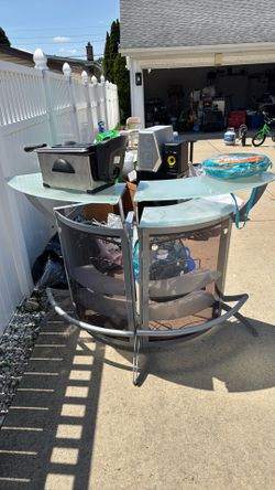 Speakers glass bar and some other things must go ASAP speakers work hundred percent Speakers glass bar and some other things must go ASAP speakers wor