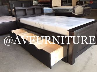 Twin Bed W 3 Drawers And Memory Foam Mattress 