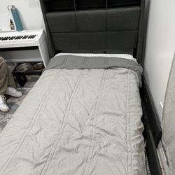 Twin Size Bed With 4 Drawers Under Bed Grey