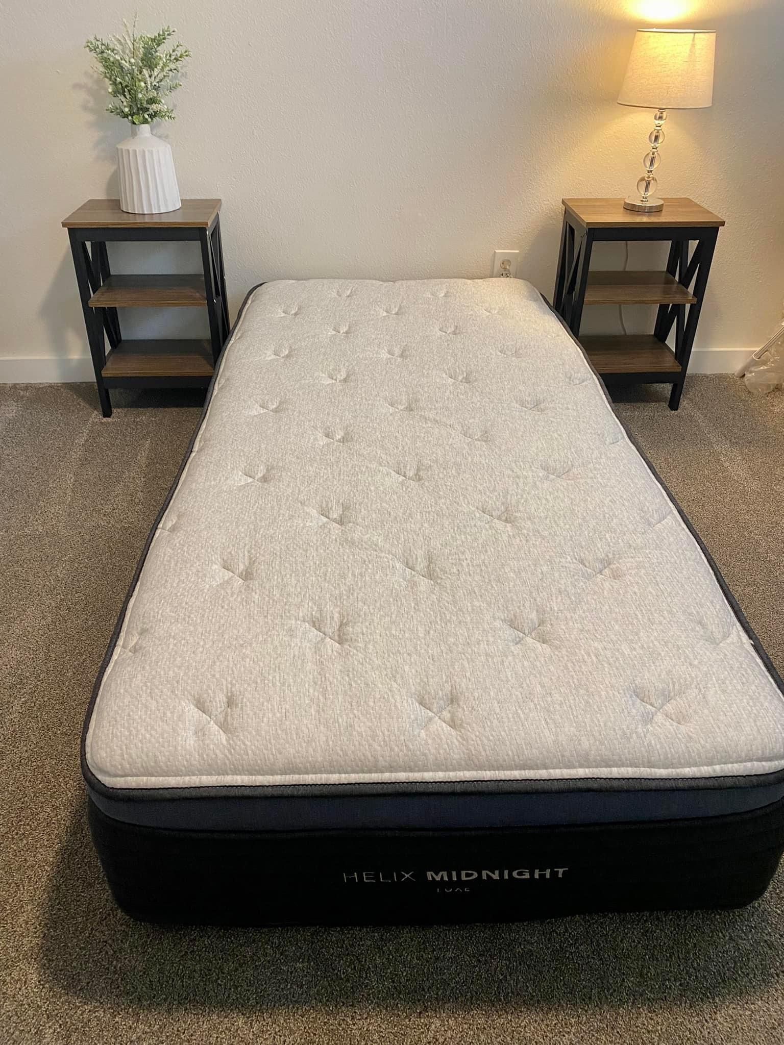 Twin XL Mattress - Helix Luxe