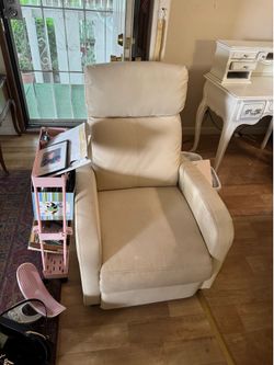Leather recliner