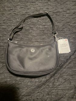 Lululemon shoulder bag
