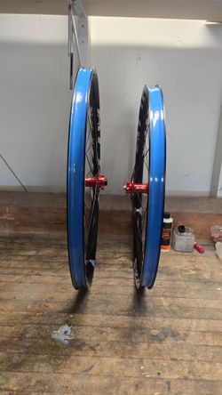 Mountain bike wheels, mullet, boost, tubless