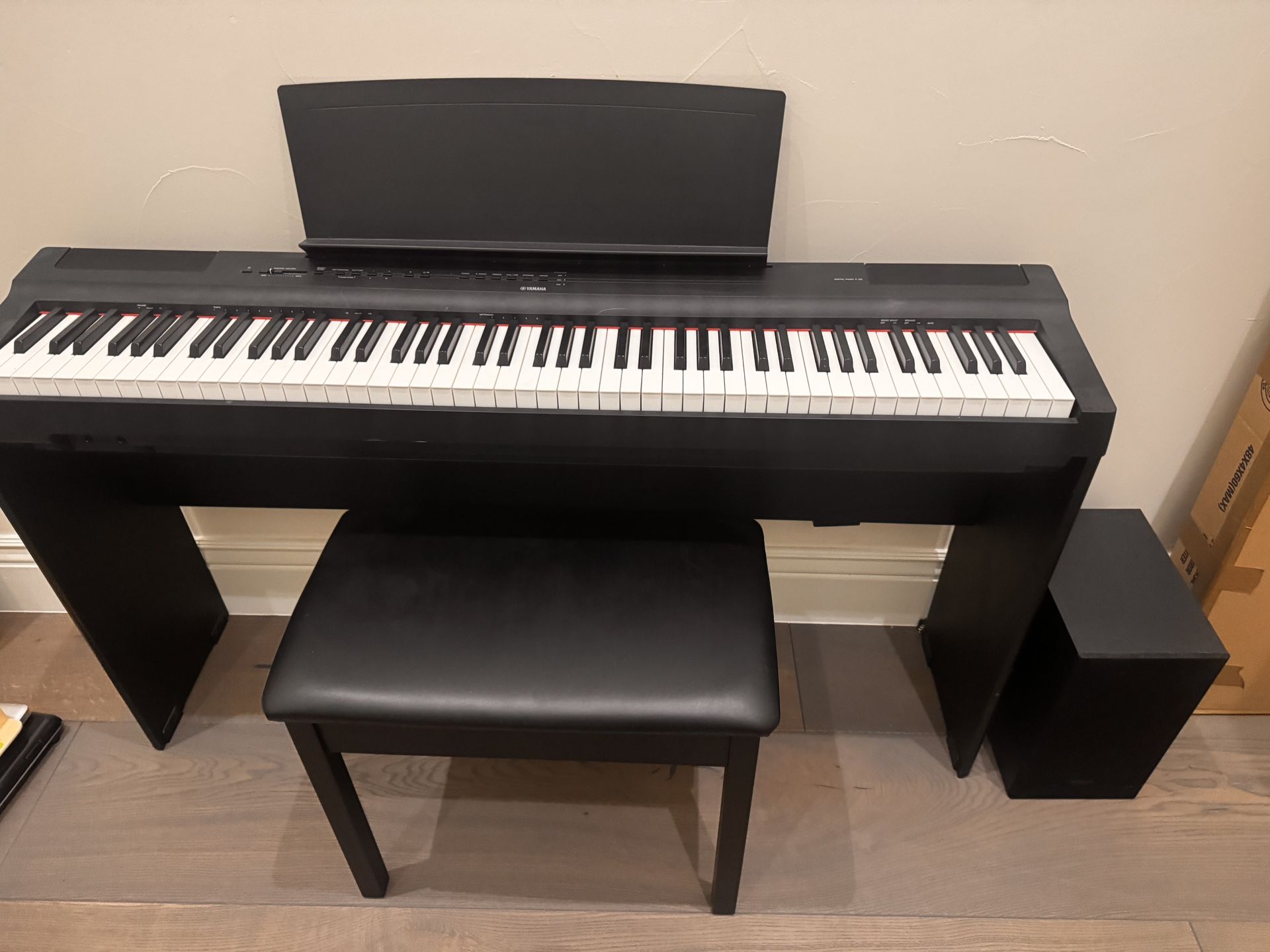 Yamaha P-125 Digital Piano with Stand and Bench