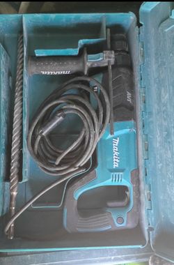 Makita tool with bit