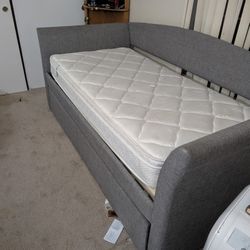 Trundle Bed