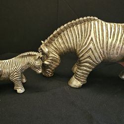 Vintage Lloyd Bryan Signed Chalkware Zebras