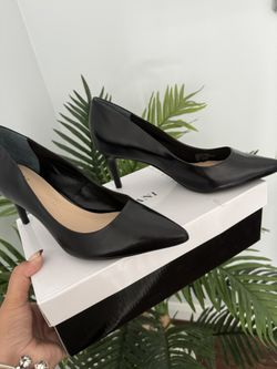 Women’s Alfani shoes