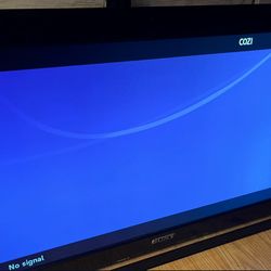 Sony model KDL-32XBR9- 32in LCD HDTV