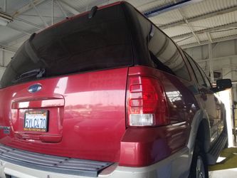 FORD EXPEDITION EDDIE BAUER