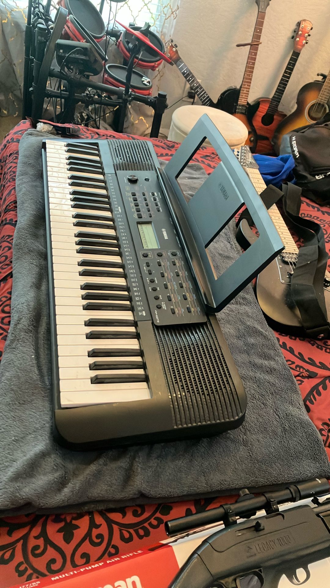 Yamaha Keyboard
