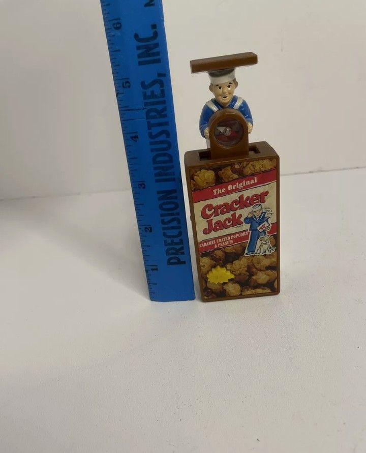 1999 Subway Pop-Up Cracker Jack Compass Toy