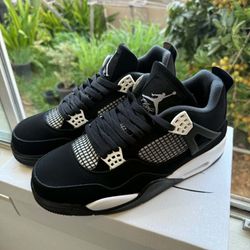 Air Jordan 4 