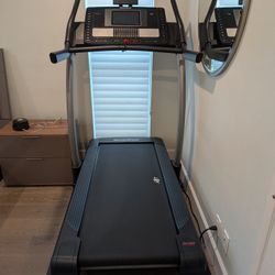 NordicTrack Commercial x11i Incline Treadmill iFit Touchscreen