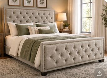 Tufted Upholstered Bed Frame with Footboard