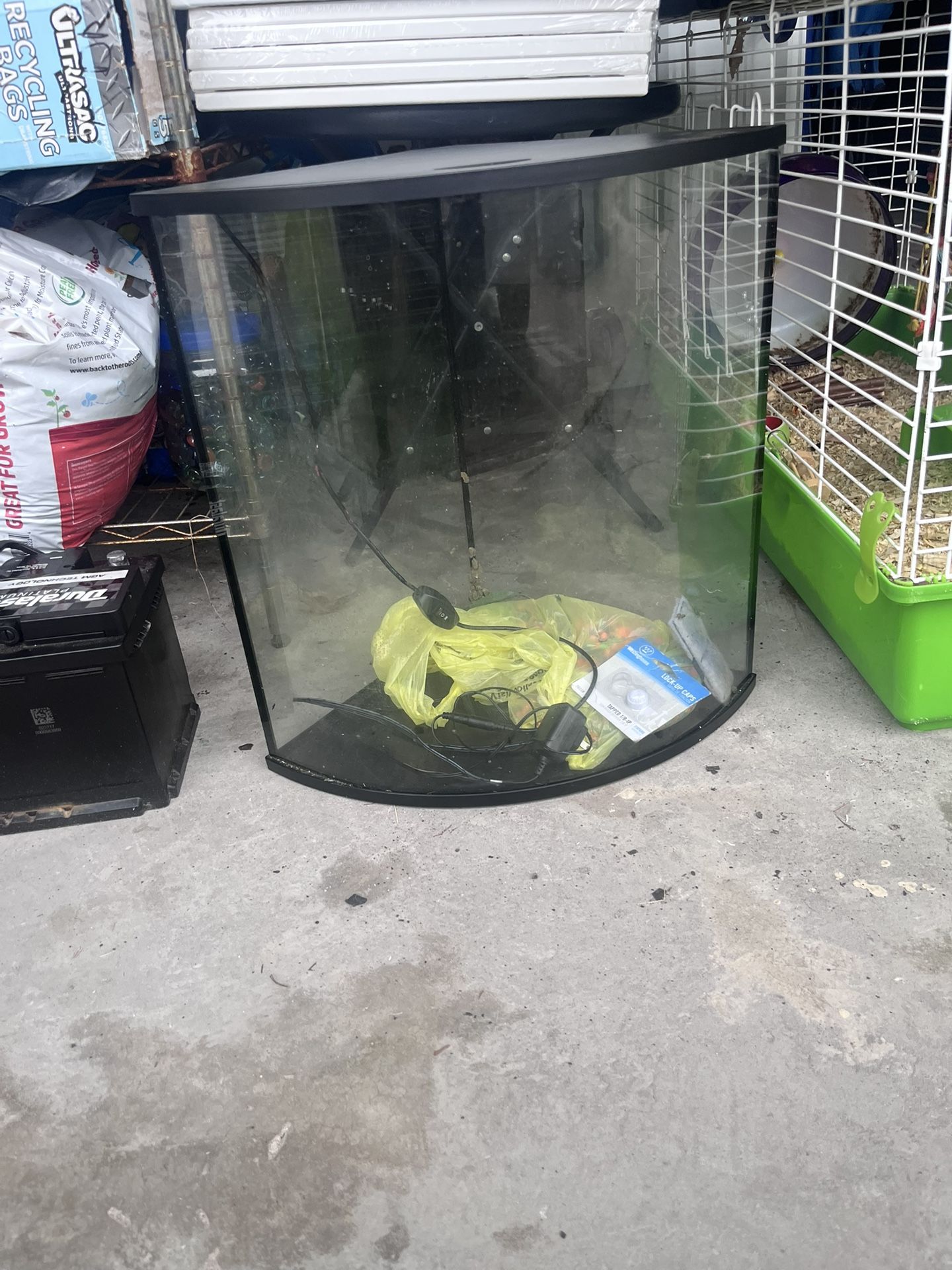 Corner Fish Tank 