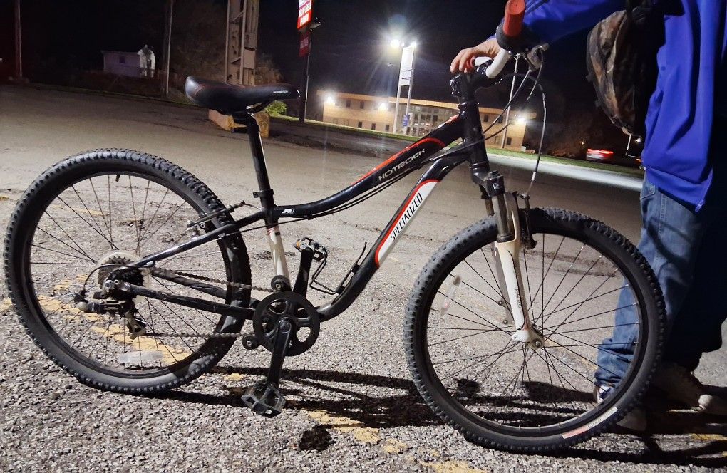 24inch Specialized Hotrock Mountain Bike.