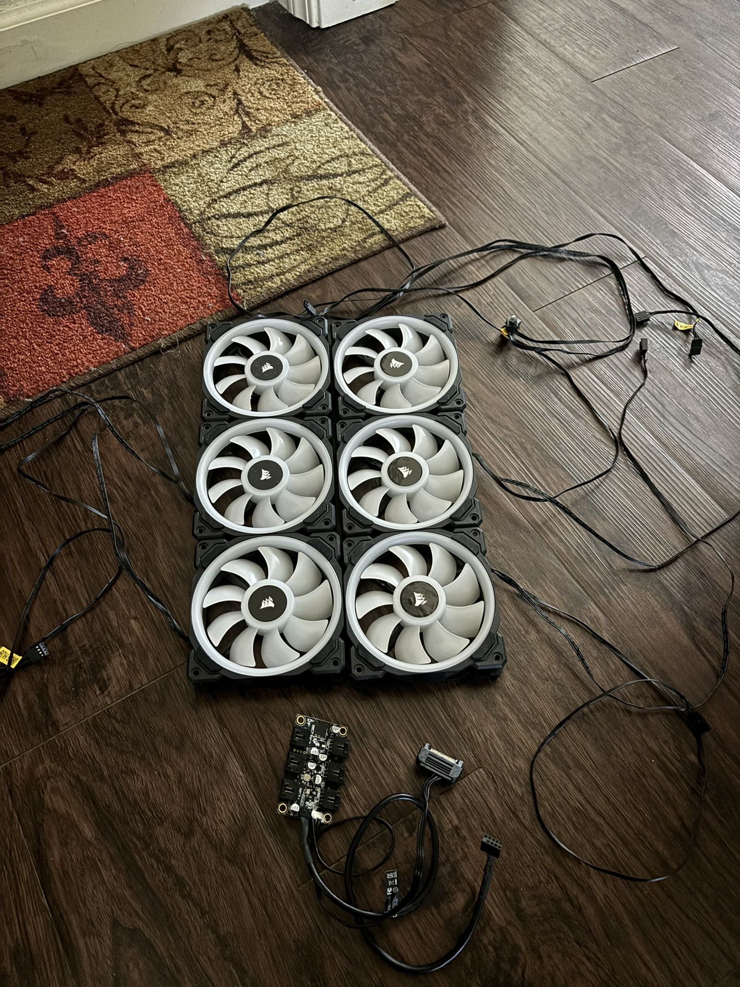 Corsair PC Fans RGB With Hub Controller RGB READ DESCRIPTION PICK UP ONLY NO TRADE 👉FIRM ON PRICE👈 ONLY CASH 💵 💲75 FOR All