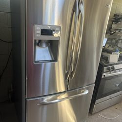 Ge Refrigerator French door is stainless steel. Everything work