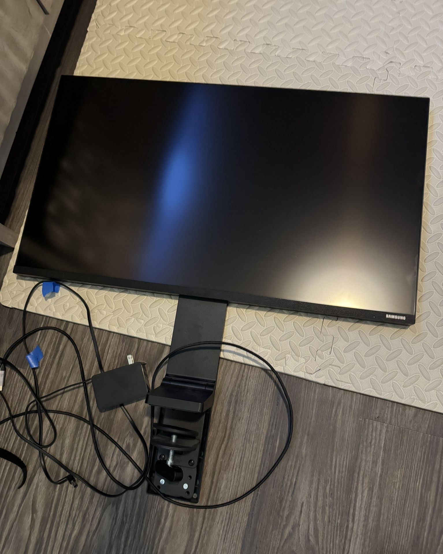 31.5 4K Samsung Monitor 